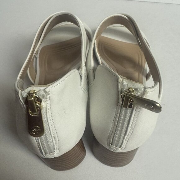 Adrienne Vittadini Womens Astoric Sandal White Size 7.5 M - Picture 4 of 6